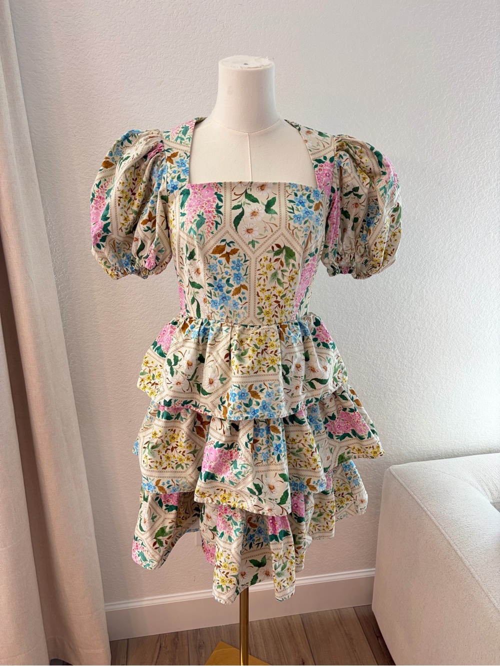 Hunter Bell Porter Floral Tiered Puff-Sleeve Dress Cotton size 8 MSRP $450